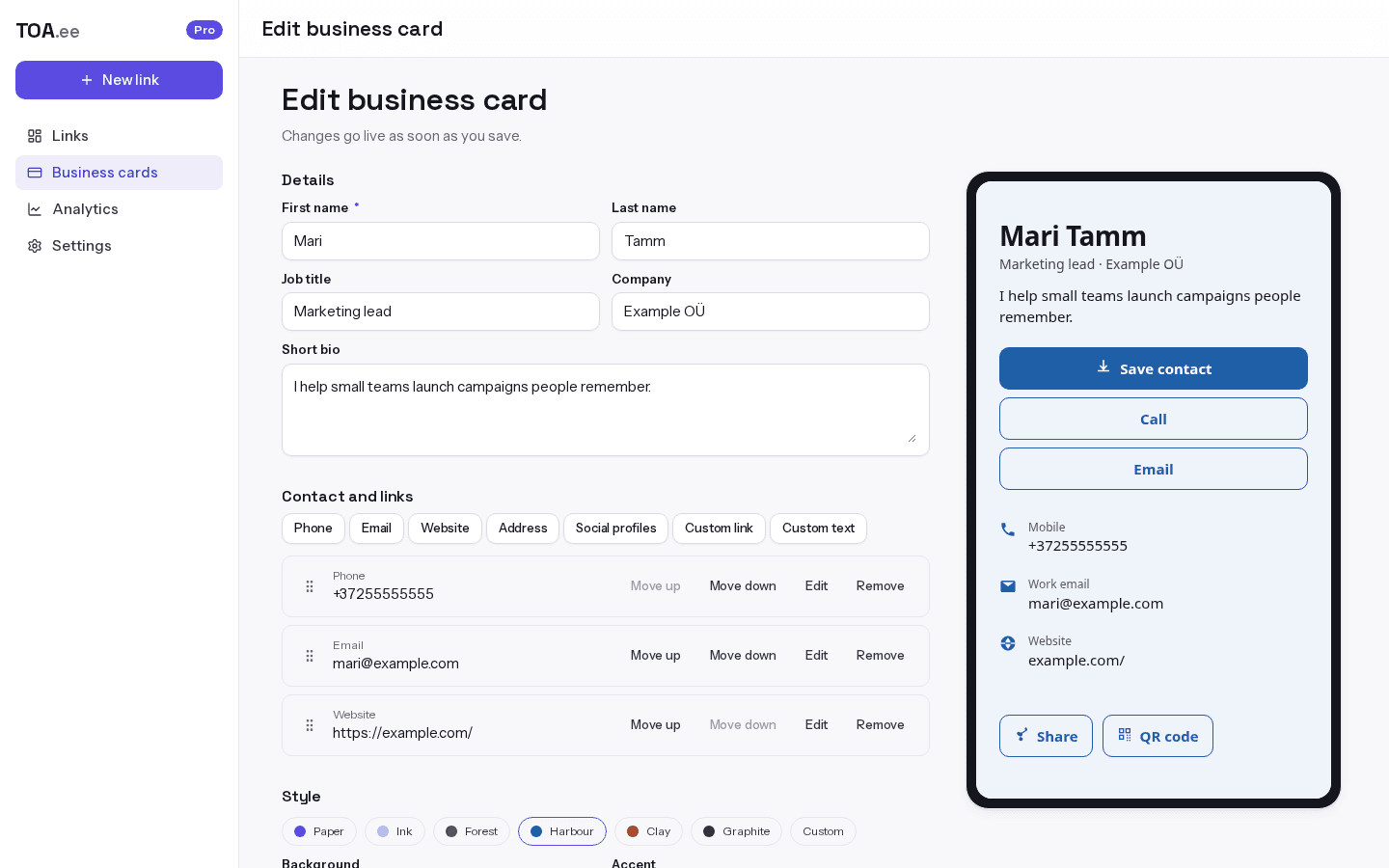 toa.ee business card editor with a live preview of an example business card
